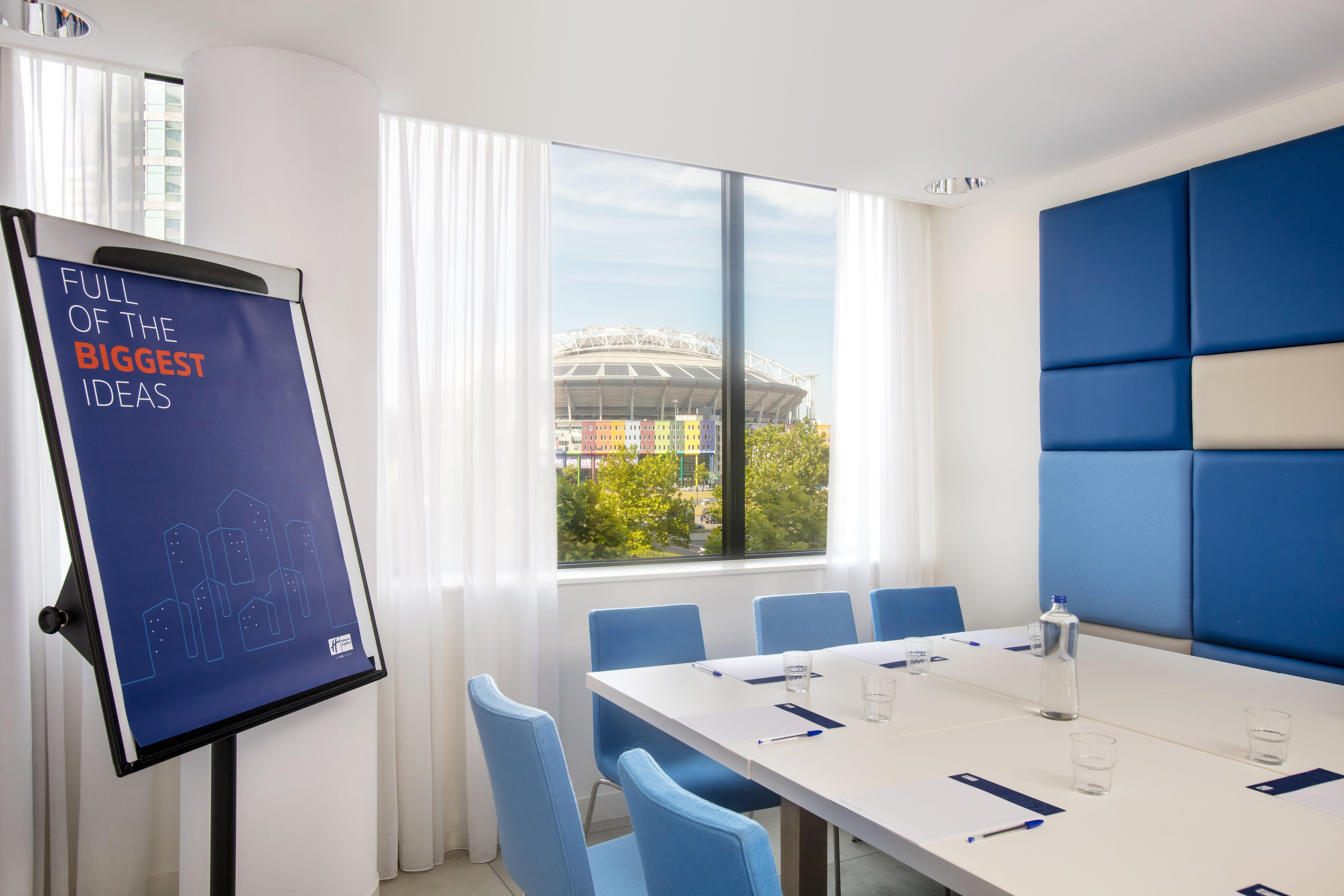 Holiday Inn Express Amsterdam Arena Towers By Ihg Exterior foto