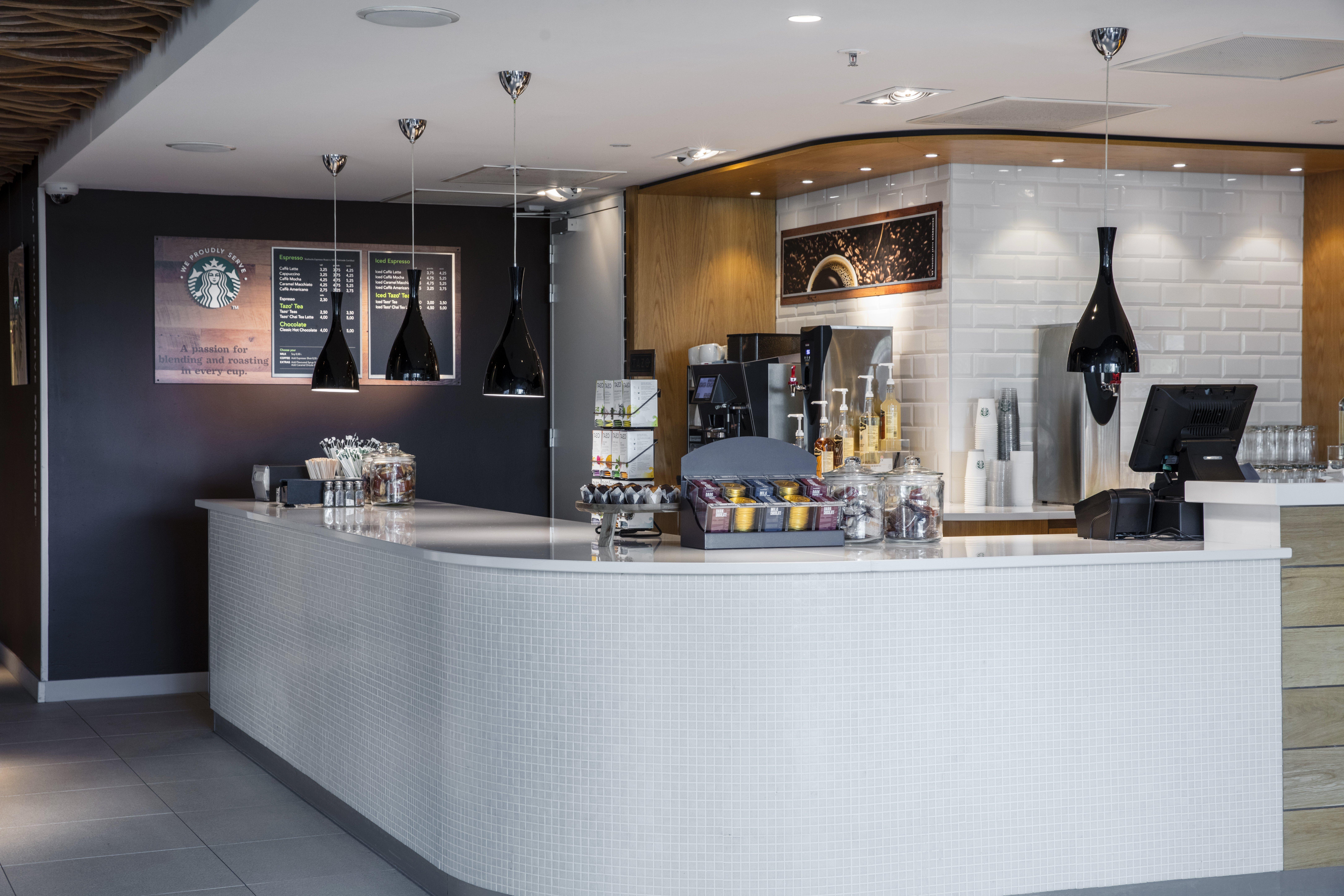 Holiday Inn Express Amsterdam Arena Towers By Ihg Exterior foto