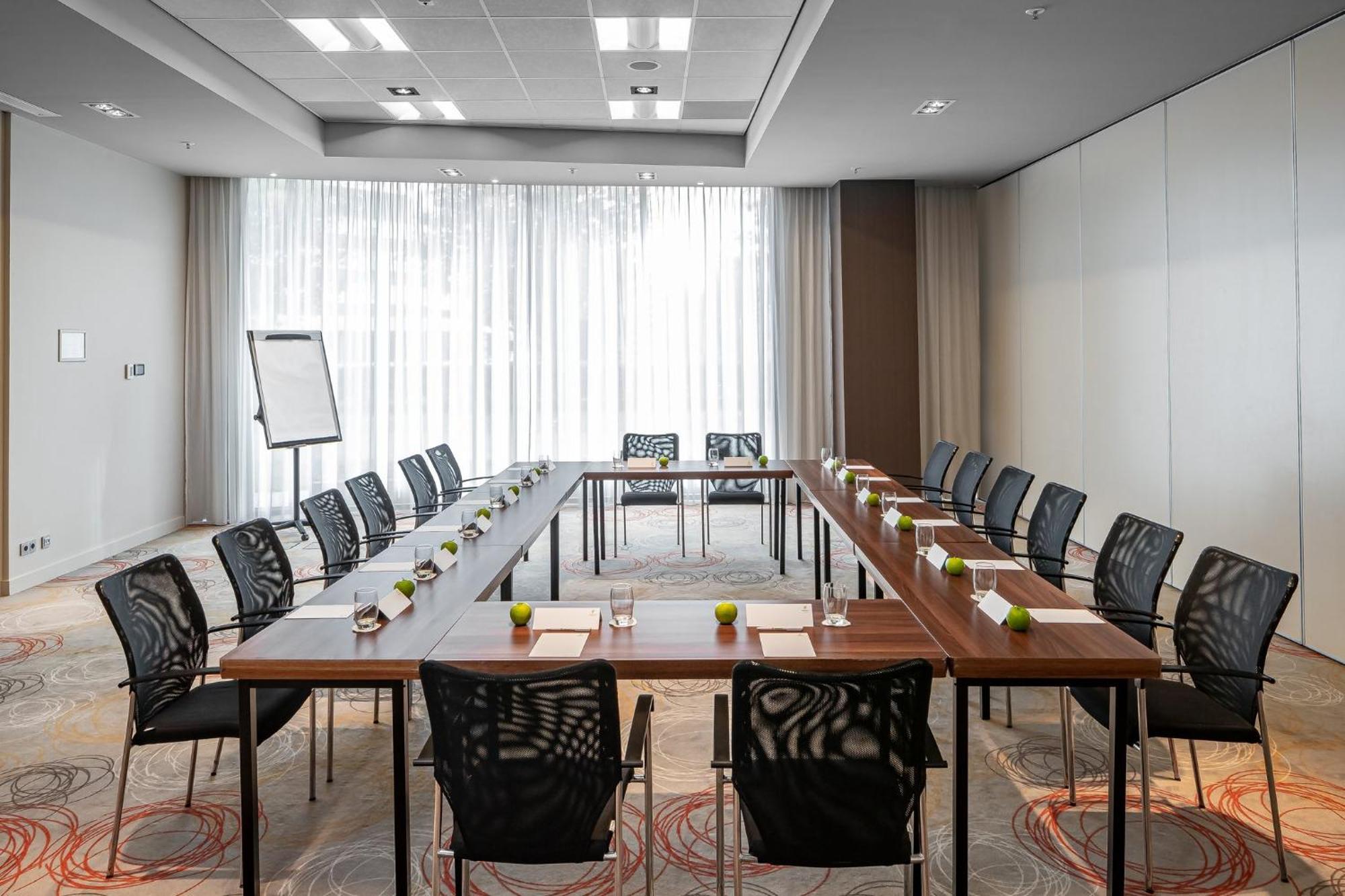 Holiday Inn Express Amsterdam Arena Towers By Ihg Exterior foto